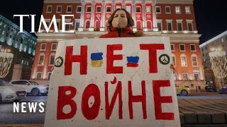 Protests Erupt in Moscow and St. Petersburg Over Russian Invasion of Ukraine