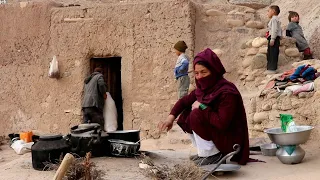 Traditional Village Life | Daily Routine Village life in Afghanistan | Cooking Afghan food