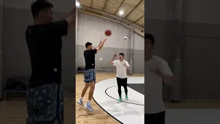 投籃技術哪家強，要學就學特雷楊 #輕狂輸出挑戰賽 #Shorts #basketball #籃球