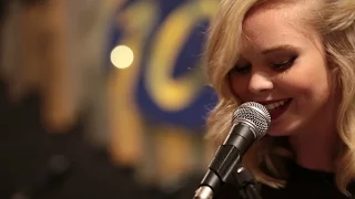 Let Me Love You - Kylie Odetta (Live Session @ Studio 101)