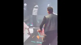 Chris Brown dancing to Davido’s Unavailable