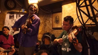 Mashala Doza playing in Kupidon Bar (Kyiv, Ukraine) on Nov, 2016 (fragment)