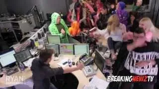 Harlem Shake (Official Celebrity Edition)