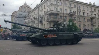 Парад 9 мая 2019. Воронеж. Проезд военной техники