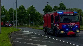 (BULLHORN) P1 {industrie brand} brandweer met spoed onderweg naar patat fabriek Mcain foods Lelystad