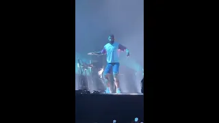 Post Malone has the moves!