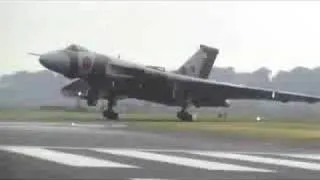 vulcan bomber at leuchars airshow 2008