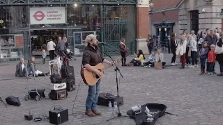 Chasing Cars - Rob Falsini sings in Covent Garden, London.