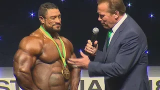 Roelly Winklaar talks about the bubble gut with Arnold Schwarzenegger