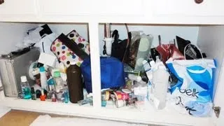 Time Lapse - Cleaning Day! Organizing my bathroom cabinet