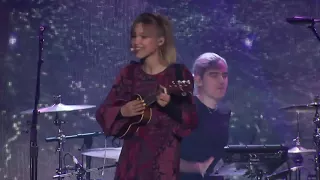 Grace VanderWaal - Moonlight - WE Day Minnesota