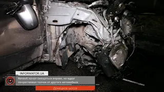В Днепре на Донецком шоссе Renault врезался в фуру