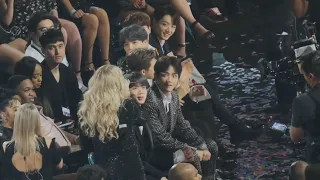 190501 BBMA BTS REACTION to Kelly Clarkson Medley