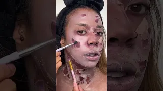 CREEPY 😱 or COOL? 🤩 ZOMBIE HALLOWEEN MAKEUP TUTORIAL