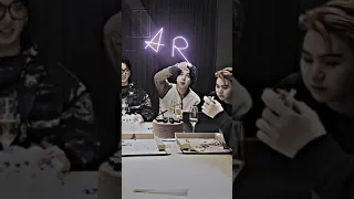 Jimin writing ARMY in the air on their vlive after AMAs 😭🤧✋💜💜 #bts#jimin#vlive