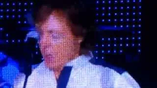 Paul McCartney Dodger Stadium - Blackbird 2014