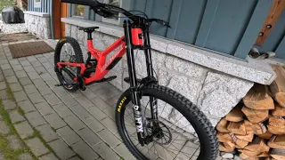 Riding my brand new 2024 SANTA CRUZ V10