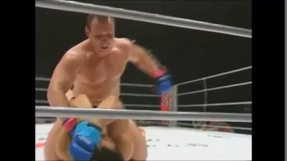 PRIDE 11: Igor Vovchanchyn makes Nobuhiko Takada tap