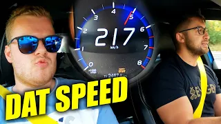 HOT LAPPING a Volvo V40 T5 on the Nürburgring😬