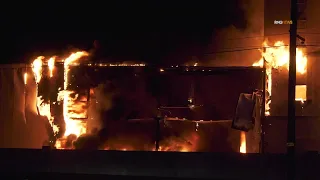 Oxnard: Firefighters battle major 3 alarm commercial fire