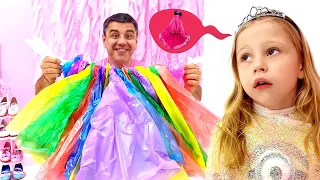 Nastya et papa fabriquent leurs propres robes pour la fête des princesses