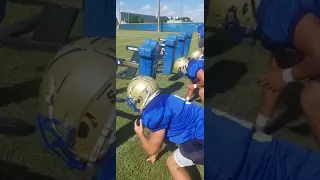 Offensive lineman farts during drill - Beast Mode!!