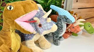 5 Dinosaur Toys Plushie Collection! T Rex, Triceratops, Stegosaurus