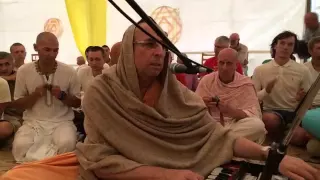 Niranjana Swami – Kirtan with at Gauranga festival – Ukraine, 13-May-2015