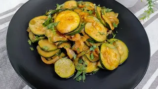 SAUTEED ZUCCHINI RECIPE WITH FEW INGREDIENTS 💯😋 | Ada's Kitchen