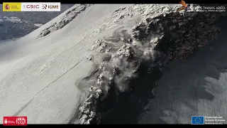 15/12/21 Vista aérea de montaña Rajada y sus fumarolas Erupción La Palma IGME