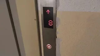 Chinese elevator after a year of work
