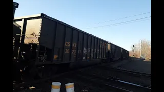 CSX E508 and CSX G817 Race at the Marion Union Station in Marion Ohio/Hornshow