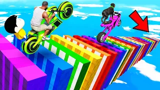 SHINCHAN AND FRANKLIN JUMPED FROM COLOURFUL RAMP WITH OBSTACLES CHALLENGE GTA 5