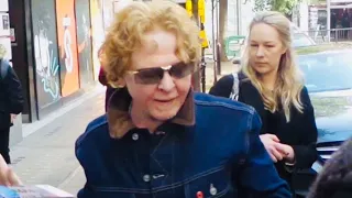 Simply Red Mick Hucknall in London 08 11 2019