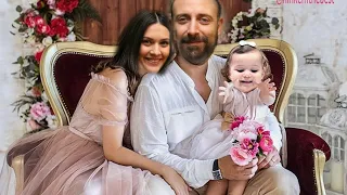 Bergüzar Korel ❤️ Halit Ergenc -Family