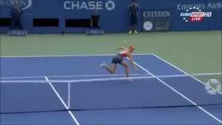 Maria Sharapova Shocking Volley Mistake to lose to Wozniacki at US Open 2014 (HD)