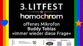 Buddy Tobias liest Gedichte beim offenen Mikrofon des 3. Litfest homochrom