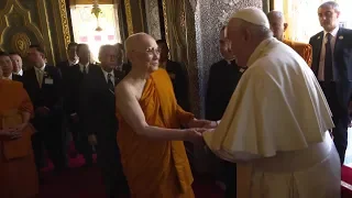 Profundo afecto recíproco en el encuentro entre el Papa y el Patriarca Supremo budista de Tailandia