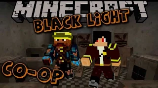 Co-Op Minecraft Horror Map (Black Light!)