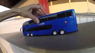 Brinquedos para Crianças / Brincando de ônibus de turismo / Viação Petroleum