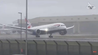 British Airways Boeing 787 Dreamliner touch-&-go at London Heathrow