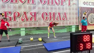 Денисова Любовь рывок гири 16 кг 5 минут на Фестивале Добрая сила 2022 по гиревому спорту