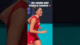 🇹🇷 Vargas DIG & Zehra Güneş Point #EuroVolley2023 #Volleyball #Voleybol #SemiFinal #Türkiye #Italy