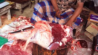 How To Entire a Cow By Butcher | Amazing Fastest Meat Cutting Skillful Butcher In A Meat Market.