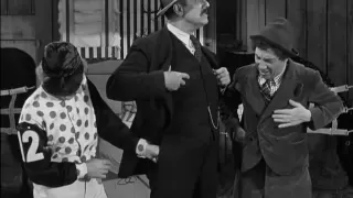 Pickpocketing the Sheriff - The Marx Brothers in "A Day At The Races"