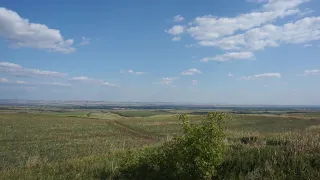 Оренбургская область! Возле трассы, красивые горы вдалеке! Август 2018г.