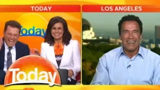 Arnold Schwarzenegger does impressions of himself