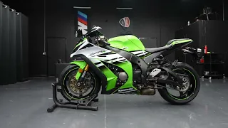 2015 Kawasaki Ninja® ZX10R 30th Anniversary / Walk Around Clip