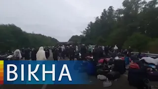 Йдуть напролом: сотні хасидів намагаються потрапити до України | Вікна-Новини