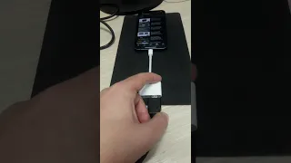 How to connect iPhone to TV or monitor. (Apple Lightning to Digital AV adapter)